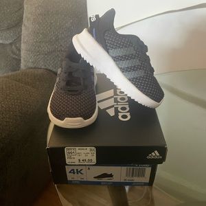 Adidas Racer Size 4K